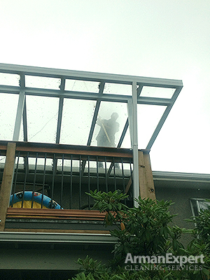 Vancouver Awning Patio Glass Cleaning